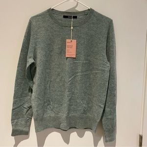 Cashmere sweater, never worn